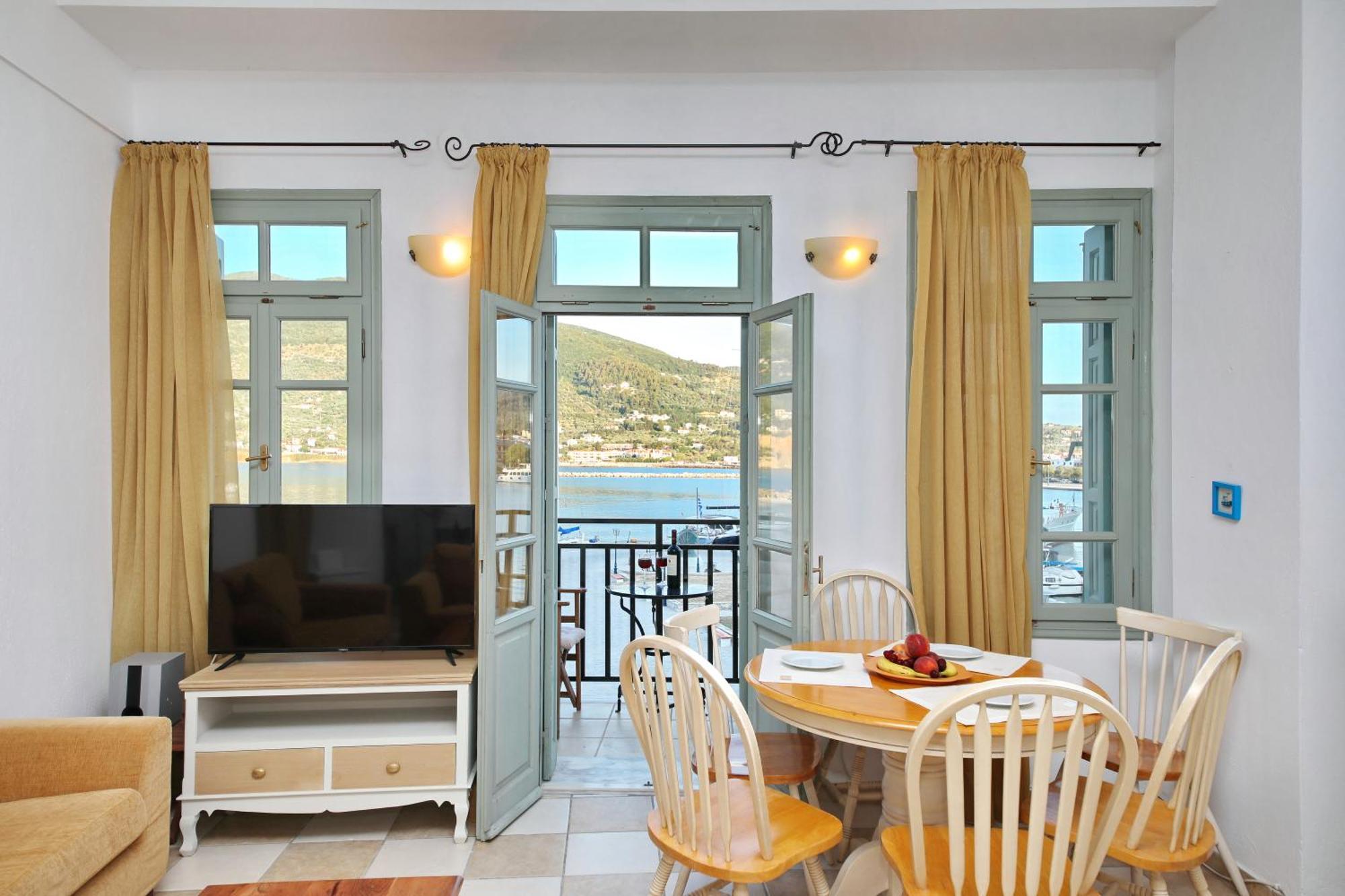 Faros Coastal Apartment